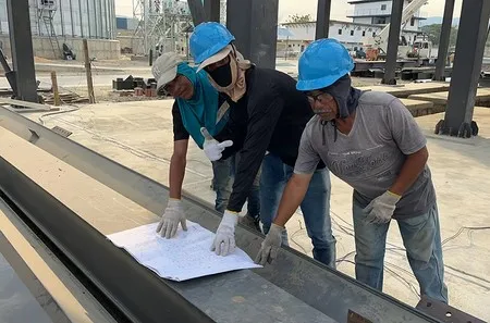 التركيب في الموقع أو الإرشاد عن بعد لعمليات التجميع