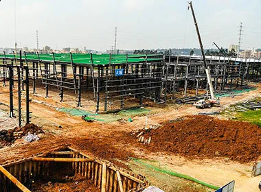 منشأة صناعية فولاذية ذات أبعاد كبيرة