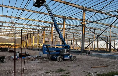 مشاريع مباني الهياكل الفولاذية الأخرى