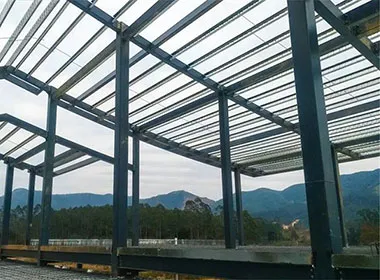 فلل ذات هيكل فولاذي